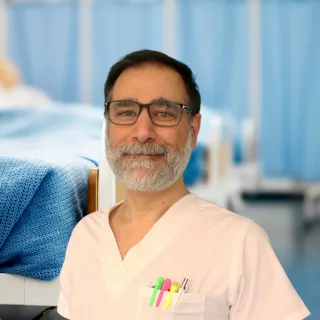 Infirmier et Expert en Soins de Santé – LAURENT FOUR